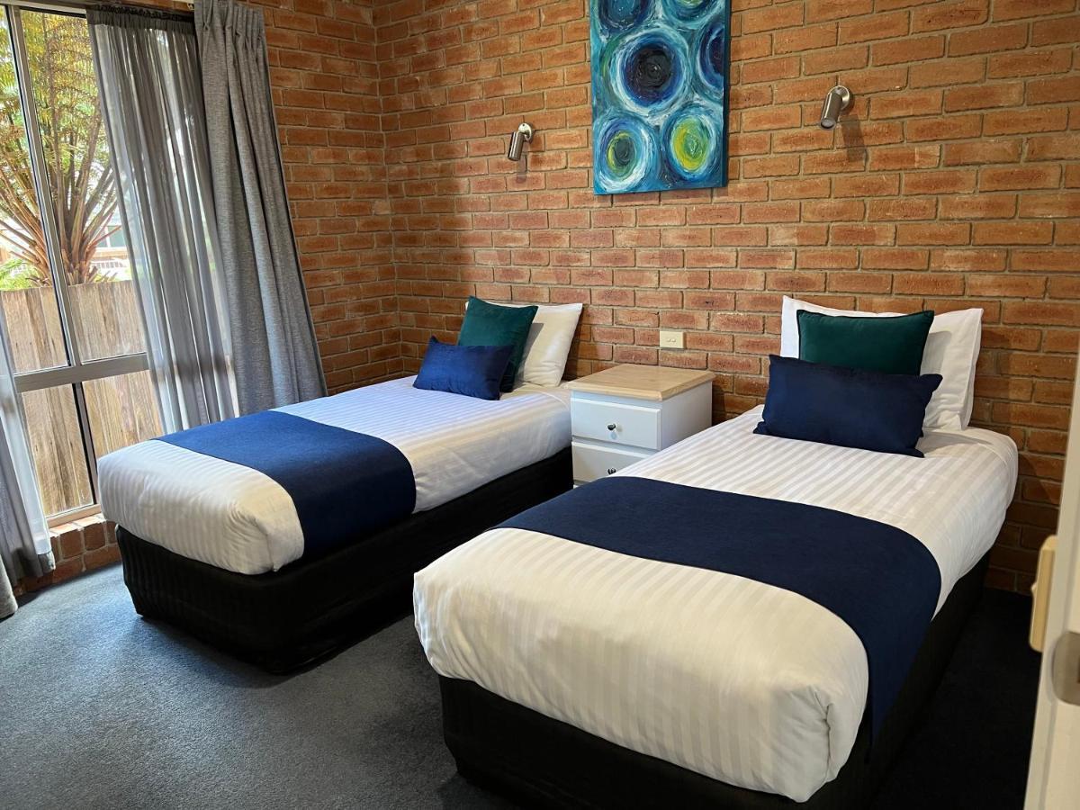 ليكس إنترانس Coastal Waters Motor Inn المظهر الخارجي الصورة