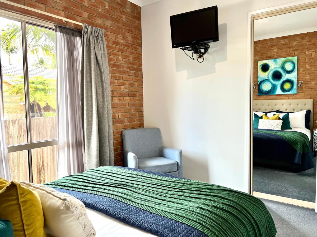 ليكس إنترانس Coastal Waters Motor Inn المظهر الخارجي الصورة